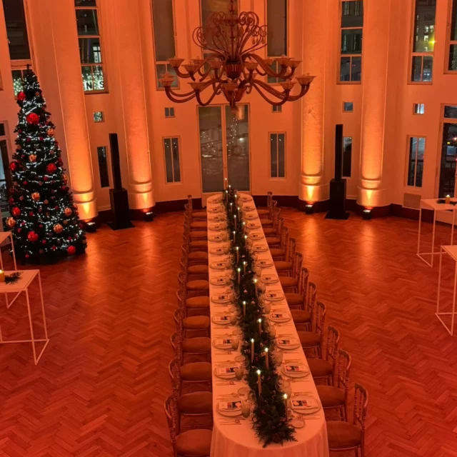 En cette période de fêtes, toute l’équipe @audeo_event vous remercie pour la confiance accordée tout au long de l’année.
Nous vous souhaitons un Noël chaleureux, lumineux et rempli de beaux moments partagés.

🎶✨ À très bientôt pour de nouveaux événements d’exception !

#JoyeuxNoël #Audeo #EventTechnology #MomentsDException #christmastime